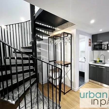 Urban Flat 179 - Pretty Loft Montorgueil Apartment *